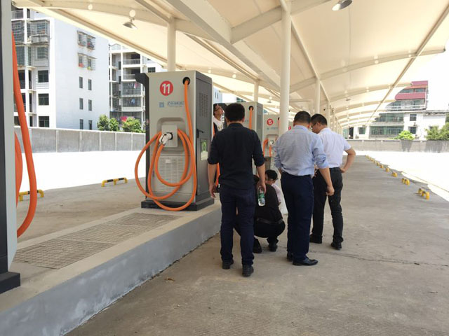 星澤機(jī)電與能科充電樁攜手共同開(kāi)拓湖南市場(chǎng)